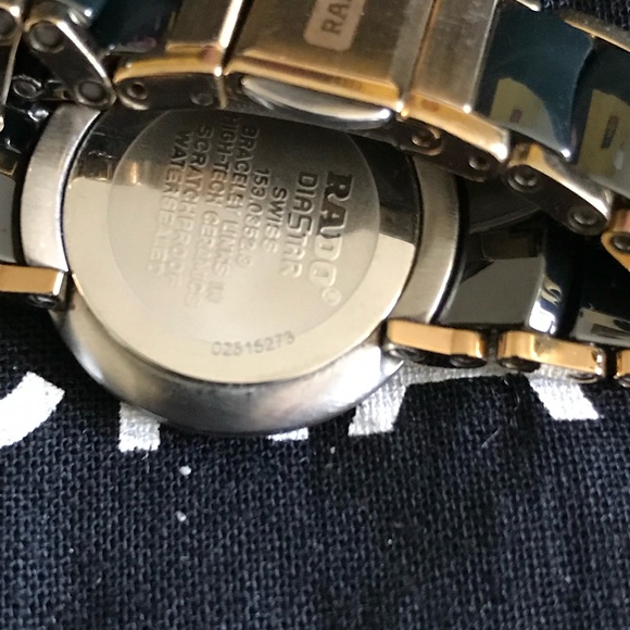 WOMEN’S RADO WATCH - Picture 2 of 3